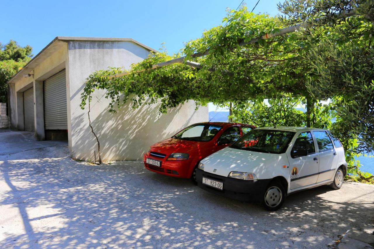 Apartments By The Sea Stanici, Omis - 1031 Tice Exterior photo