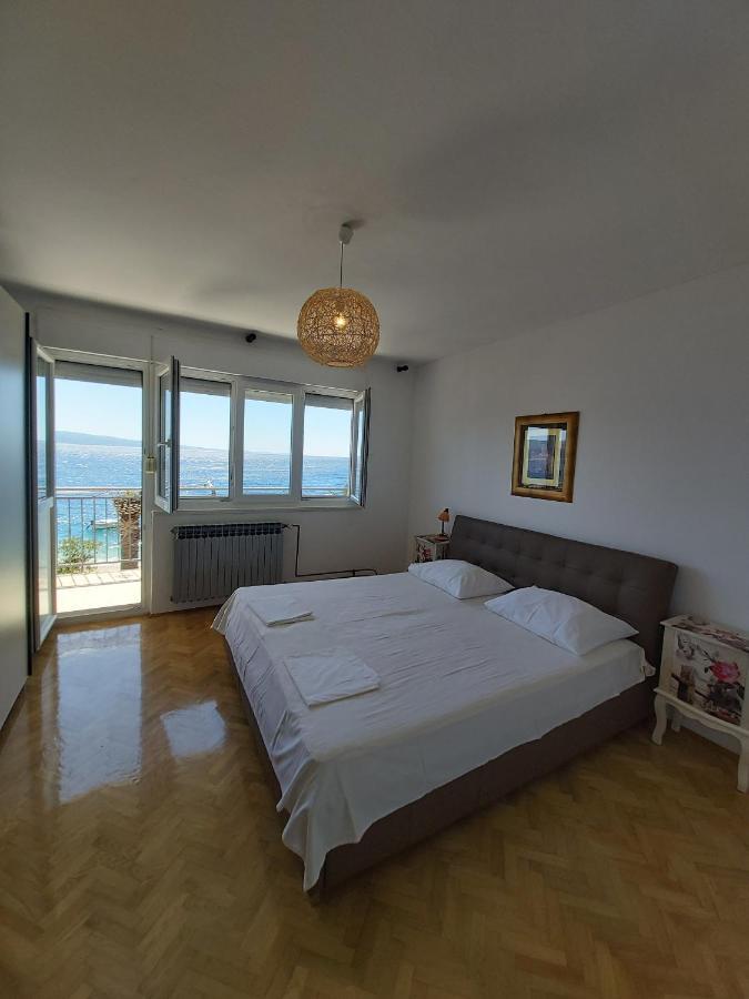 Apartments By The Sea Stanici, Omis - 1031 Tice Exterior photo